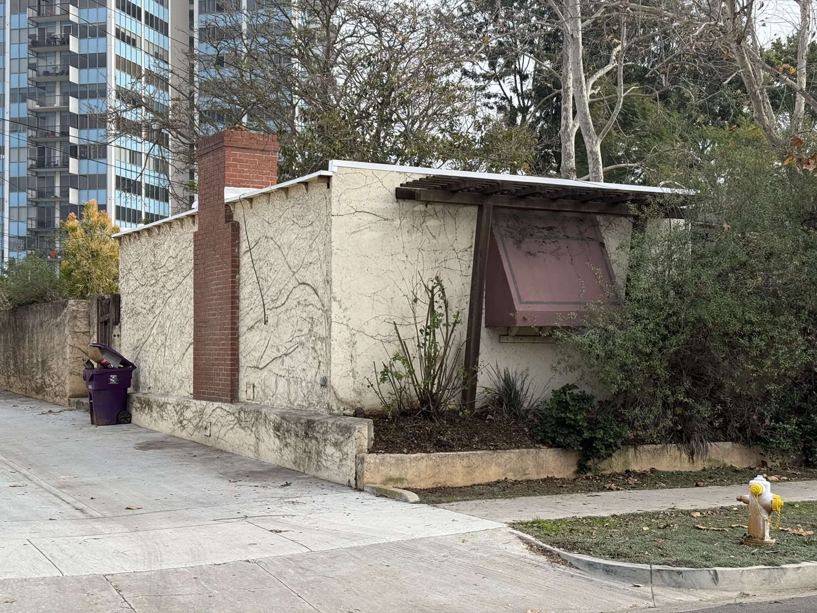 1911 Bluff Park Restoration – 2801 E Ocean, Long Beach